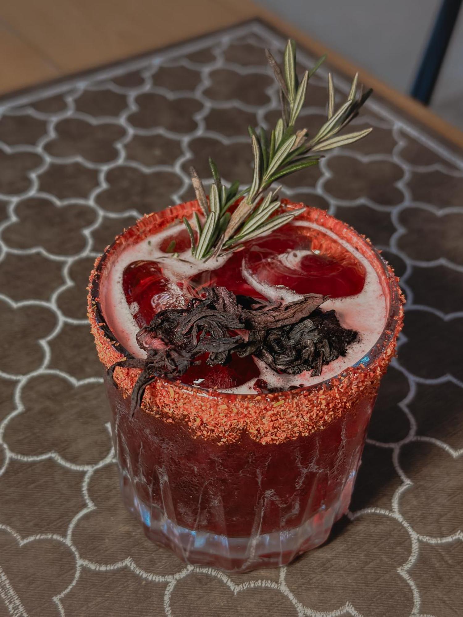 Hotel Catedral La Paz Zewnętrze zdjęcie A blood orange margarita