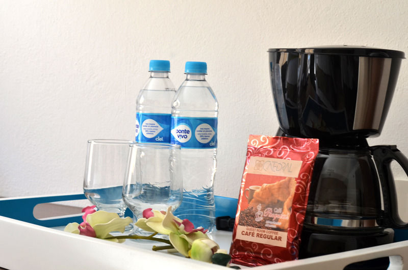 Hotel Catedral La Paz Zewnętrze zdjęcie Coffee and bottled water